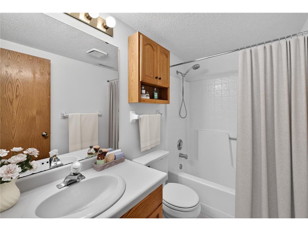 2032 Fox Valley Drive SW Rochester MN 55902 7031372 image36