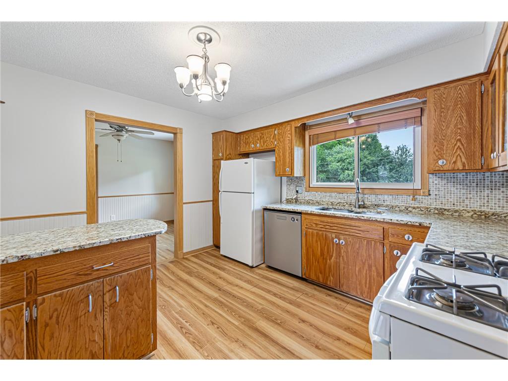 2033 Bluestone Lane Eagan MN 55122 7048643 image16