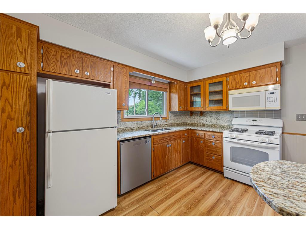 2033 Bluestone Lane Eagan MN 55122 7048643 image18