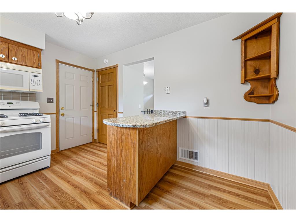 2033 Bluestone Lane Eagan MN 55122 7048643 image20