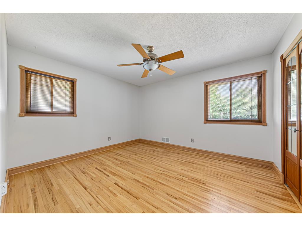 2033 Bluestone Lane Eagan MN 55122 7048643 image28