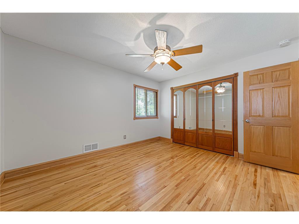 2033 Bluestone Lane Eagan MN 55122 7048643 image29