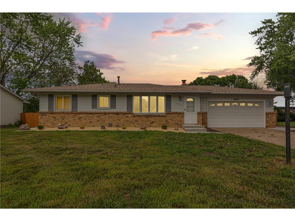 2033 Bluestone Lane Eagan MN 55122 7048643 image3
