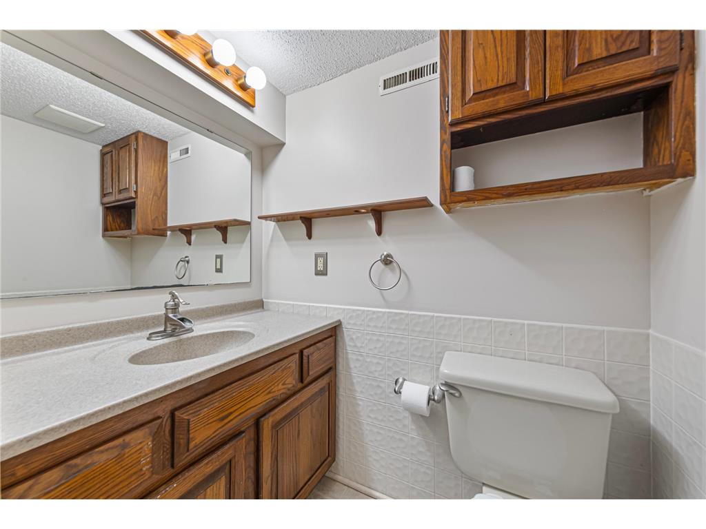 2033 Bluestone Lane Eagan MN 55122 7048643 image31