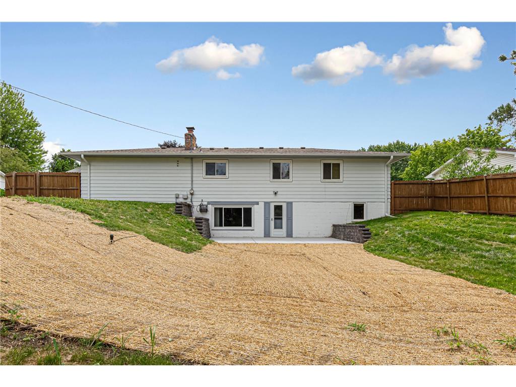 2033 Bluestone Lane Eagan MN 55122 7048643 image8