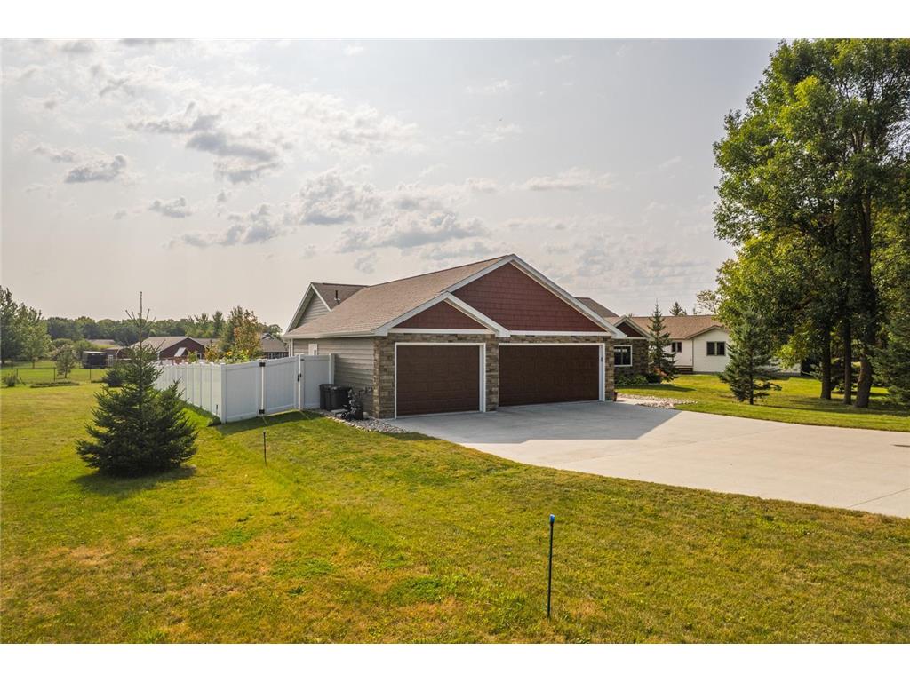 2033 Long Lake Road Detroit Lakes MN 56501 6784521 image3