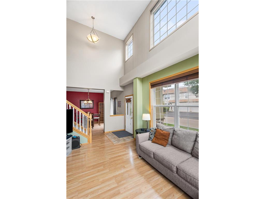 2033 Poppy Drive Chanhassen MN 55317 7080576 image10