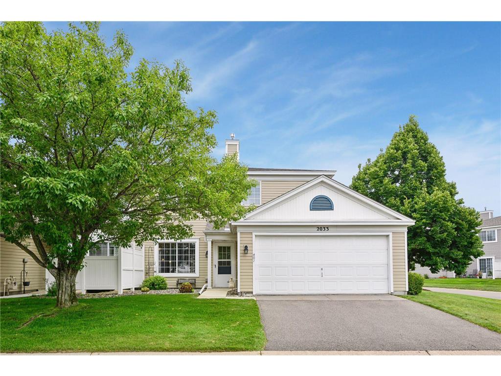 2033 Southcross Drive W #401 Burnsville MN 55306 7106328 image1