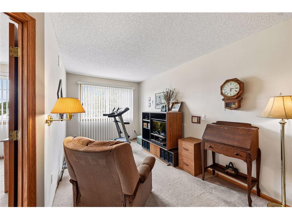 2033 Southcross Drive W #401 Burnsville MN 55306 7106328 image21
