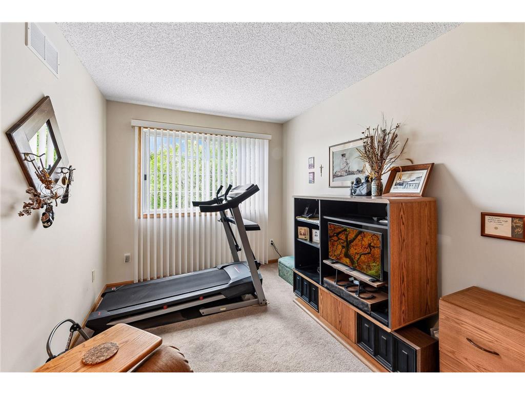 2033 Southcross Drive W #401 Burnsville MN 55306 7106328 image22