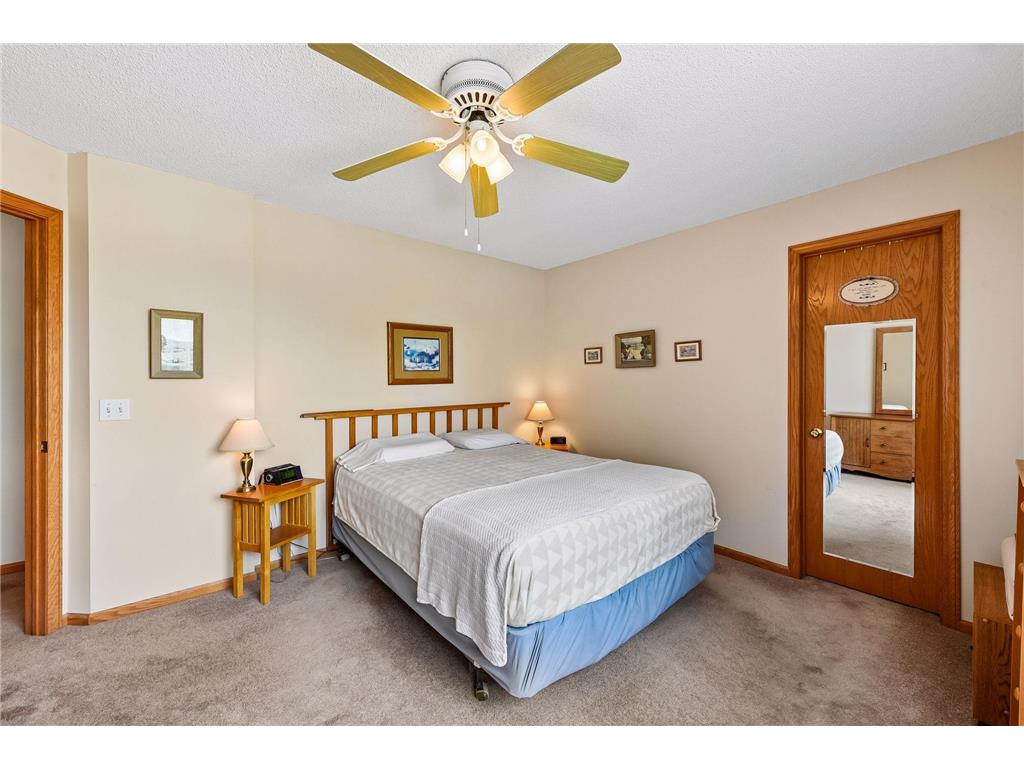 2033 Southcross Drive W #401 Burnsville MN 55306 7106328 image27