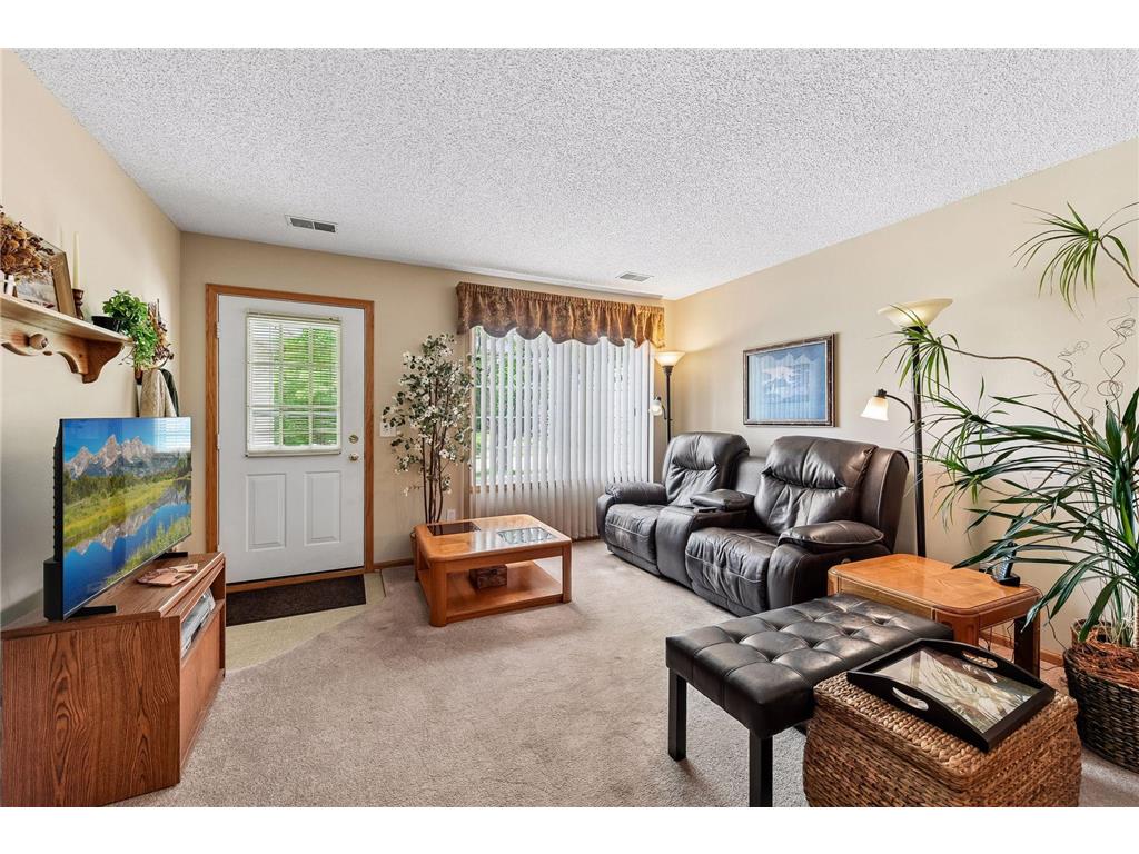 2033 Southcross Drive W #401 Burnsville MN 55306 7106328 image9