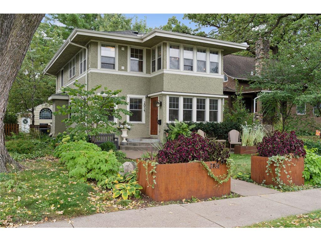 2034 Ashland Avenue Saint Paul MN 55104 6799821 image1