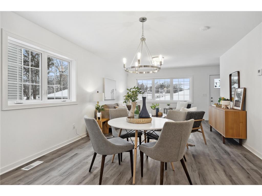 2034 James Avenue N Minneapolis MN 55411 6795551 image6