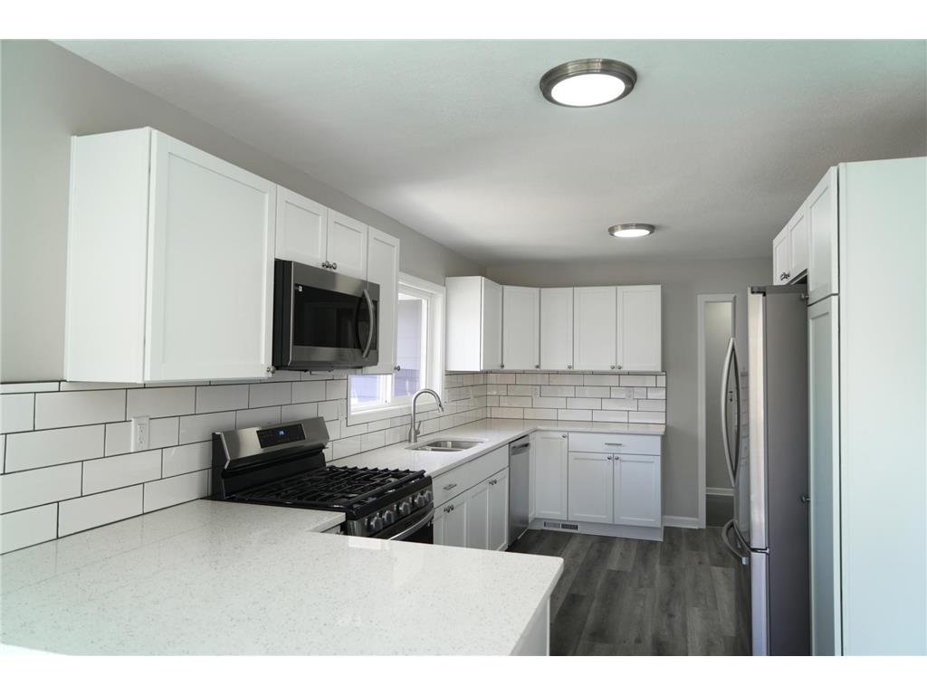 2034 Reaney Avenue E Saint Paul MN 55119 6356120 image1