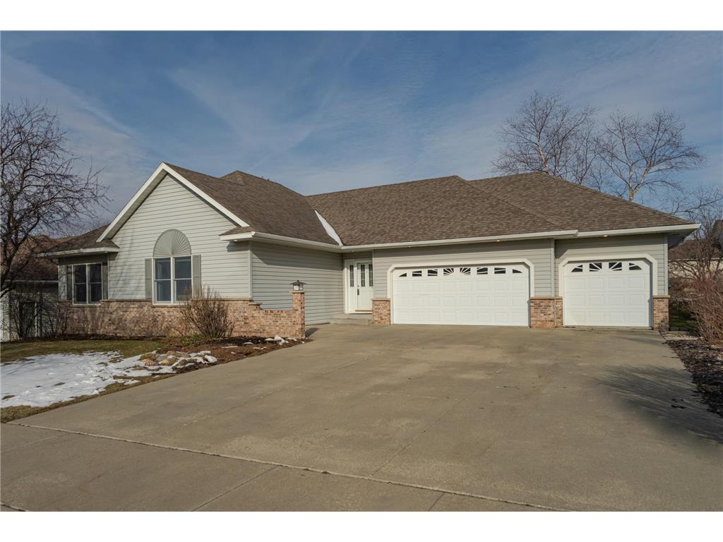 2037 Century Hills Drive NE Rochester MN 55906 6484651 image1
