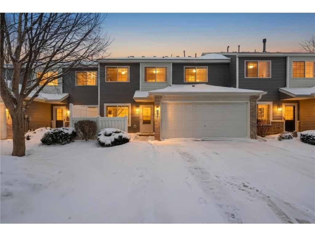 2037 Gresham Avenue N Oakdale MN 55128 7005058 image1