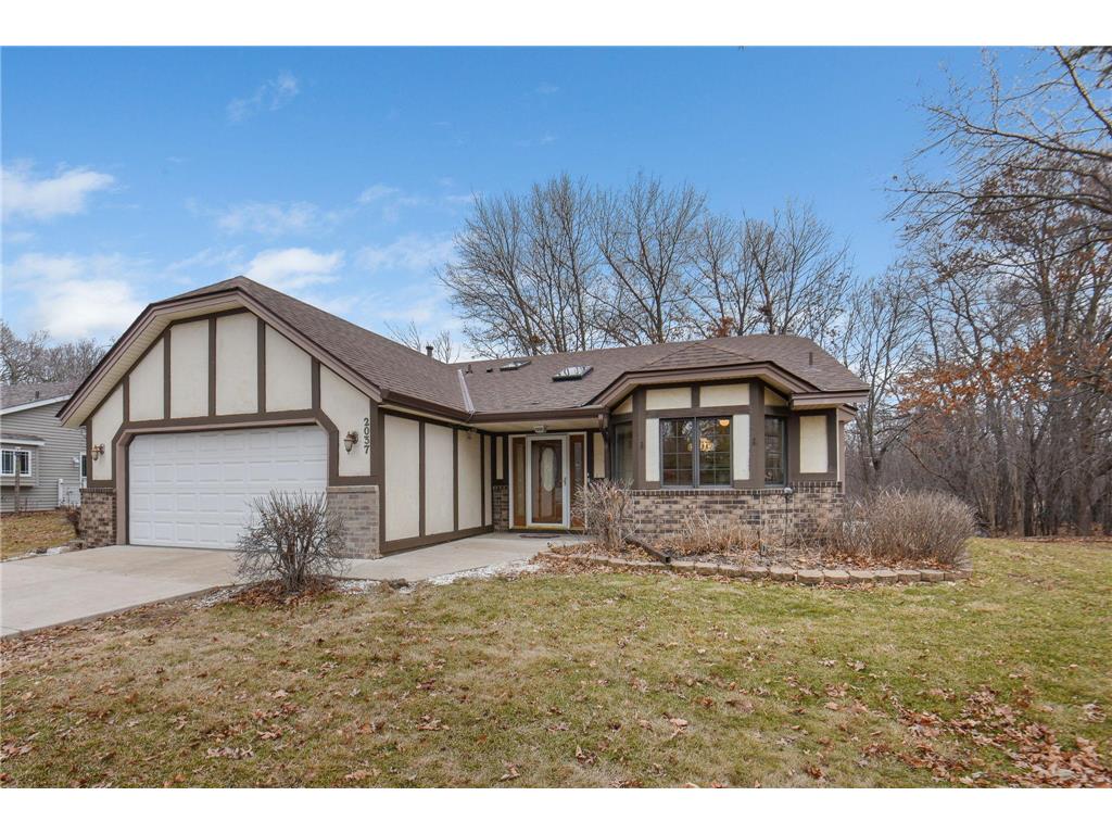 2037 Helmo Avenue N Oakdale MN 55128 6489468 image1