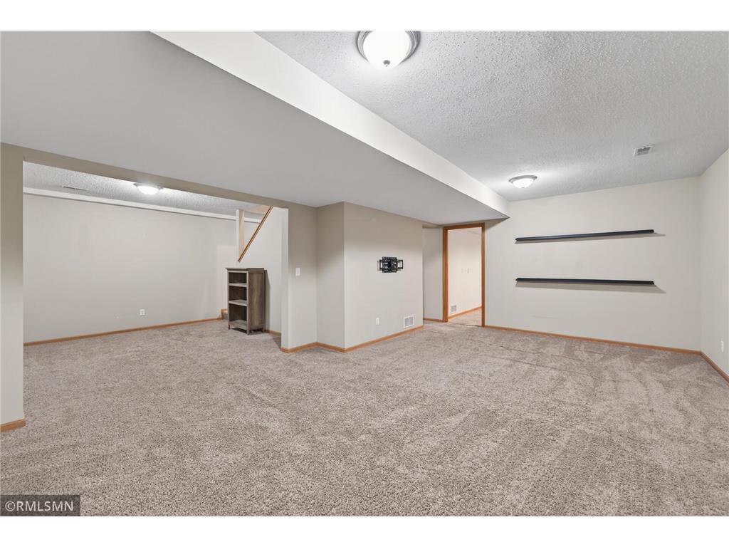 20374 Kensington Way Lakeville MN 55044 7071304 image11