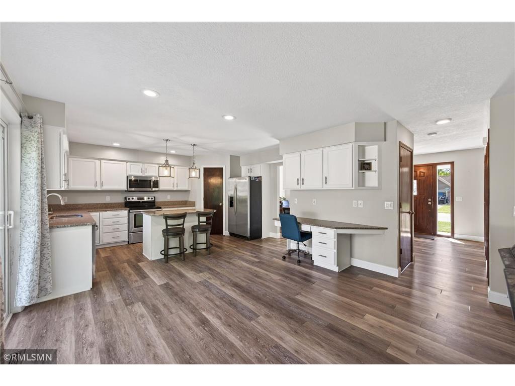 20374 Kensington Way Lakeville MN 55044 7071304 image3