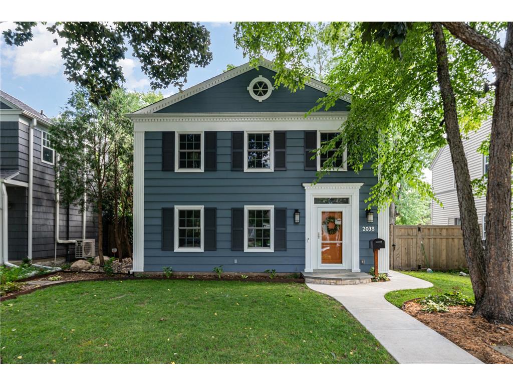 2038 Pinehurst Avenue Saint Paul MN 55116 6766620 image1