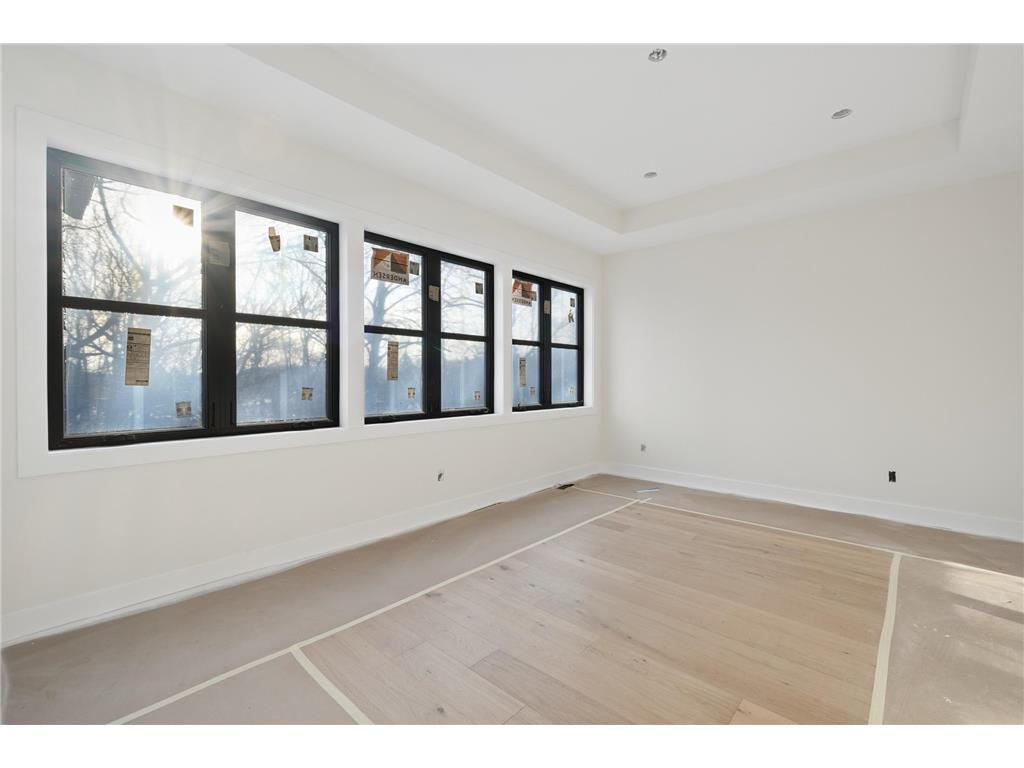 20383 Excelsior Boulevard Excelsior MN 55331 7041732 image20