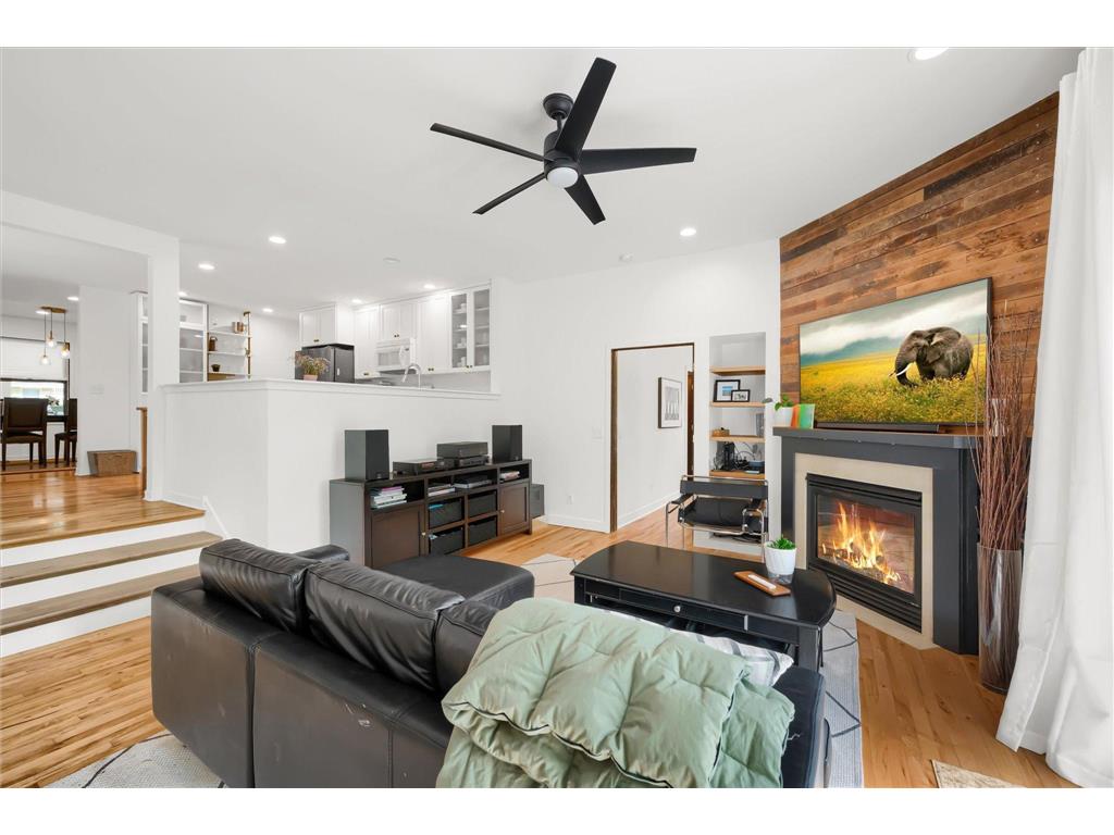 2039 Irene Street Roseville MN 55113 6580869 image1