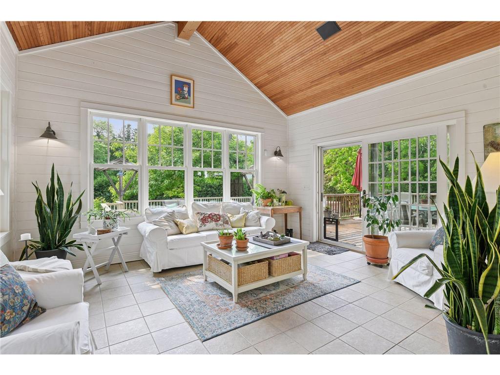 20390 Linwood Road Deephaven MN 55331 6603247 image10