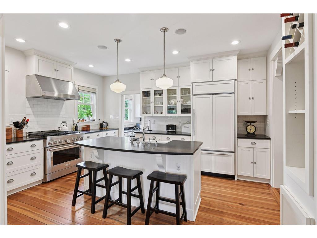 20390 Linwood Road Deephaven MN 55331 6603247 image8