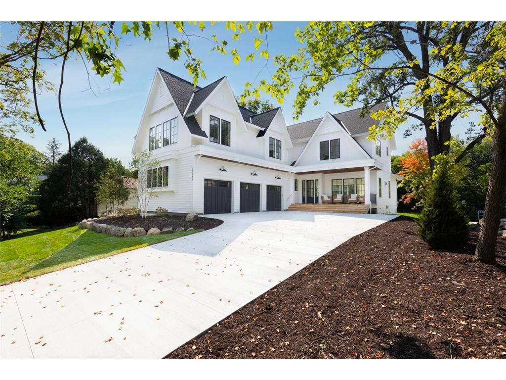 20395 Park Place Deephaven MN 55331 6710799 image1