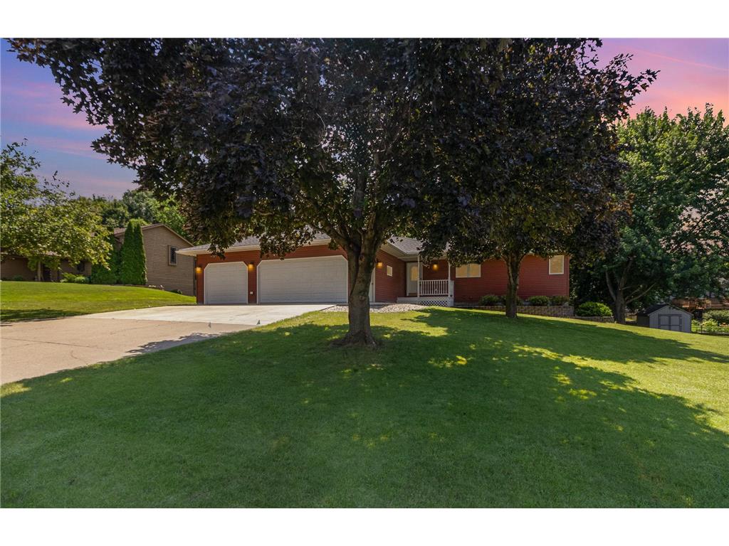 204 10th Street SE New Prague MN 56071 6746207 image1