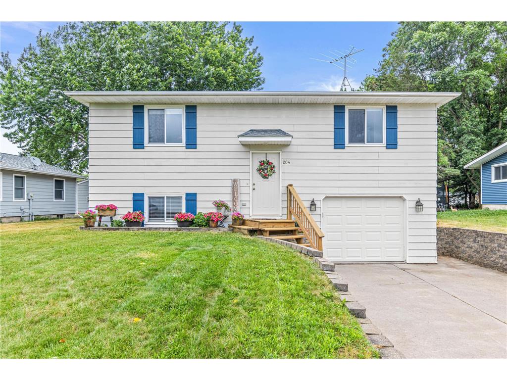 204 1st Street, Somerset, WI, 54025 MLS 6387511 Edina Realty