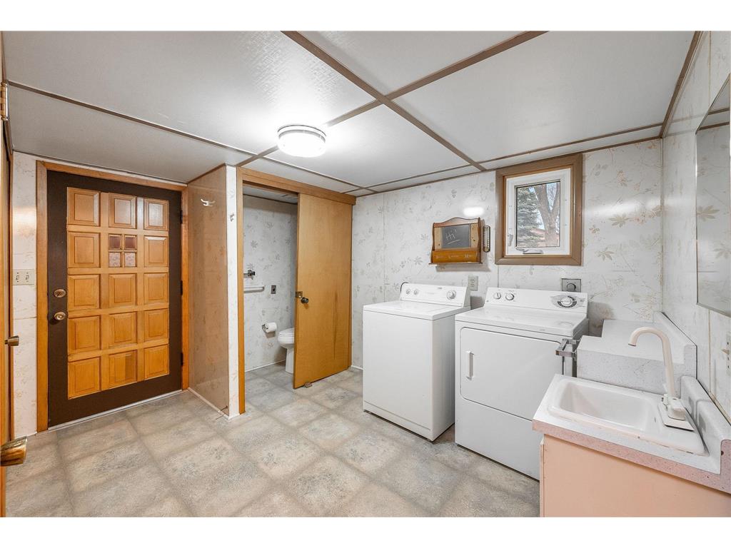 204 1st Street Welcome MN 56181 7026346 image10