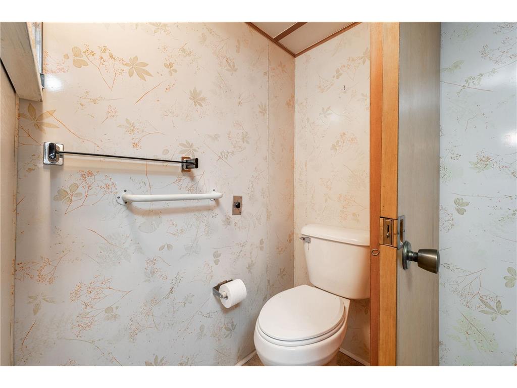 204 1st Street Welcome MN 56181 7026346 image12