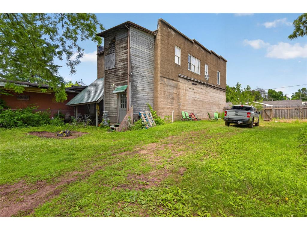 204/206 W Main Street Roberts WI 54023 7096042 image20
