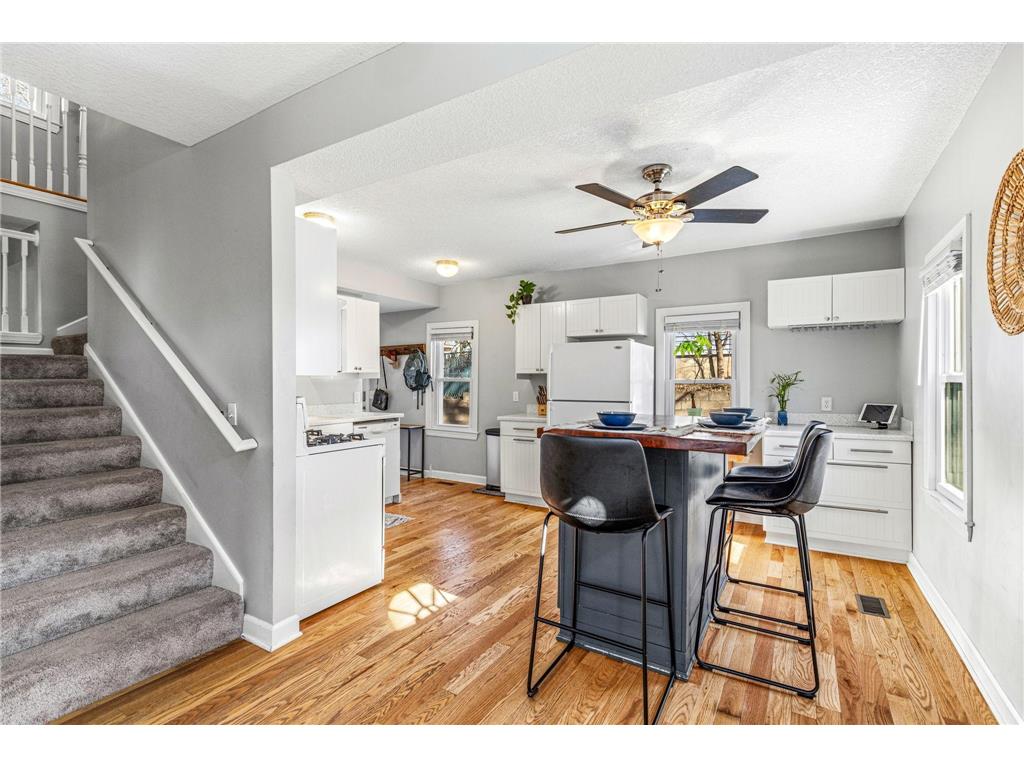 204 20th Avenue N Hopkins MN 55343 7048786 image1