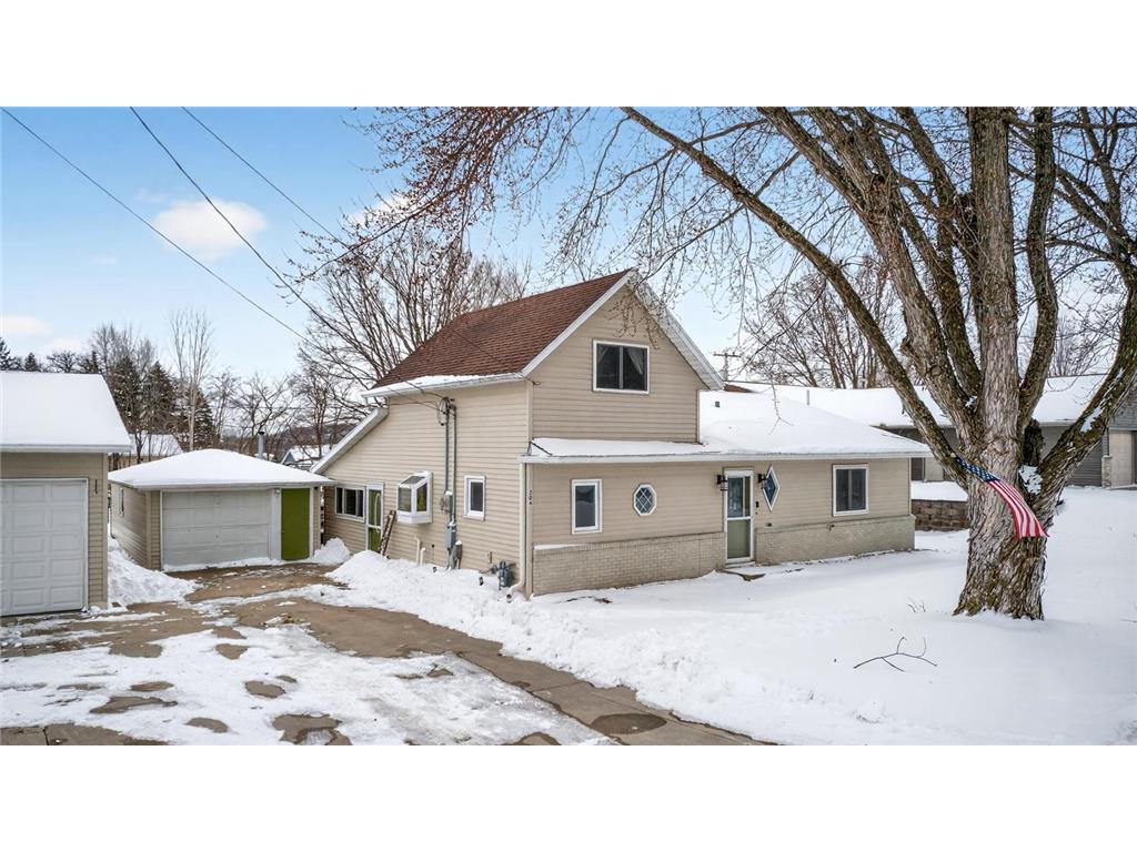 204 6th Street SW Chatfield MN 55923 7038747 image1