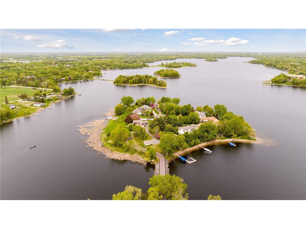 204 Calendar Isle Center City MN 55012 - North Center Lake 6372971 image1