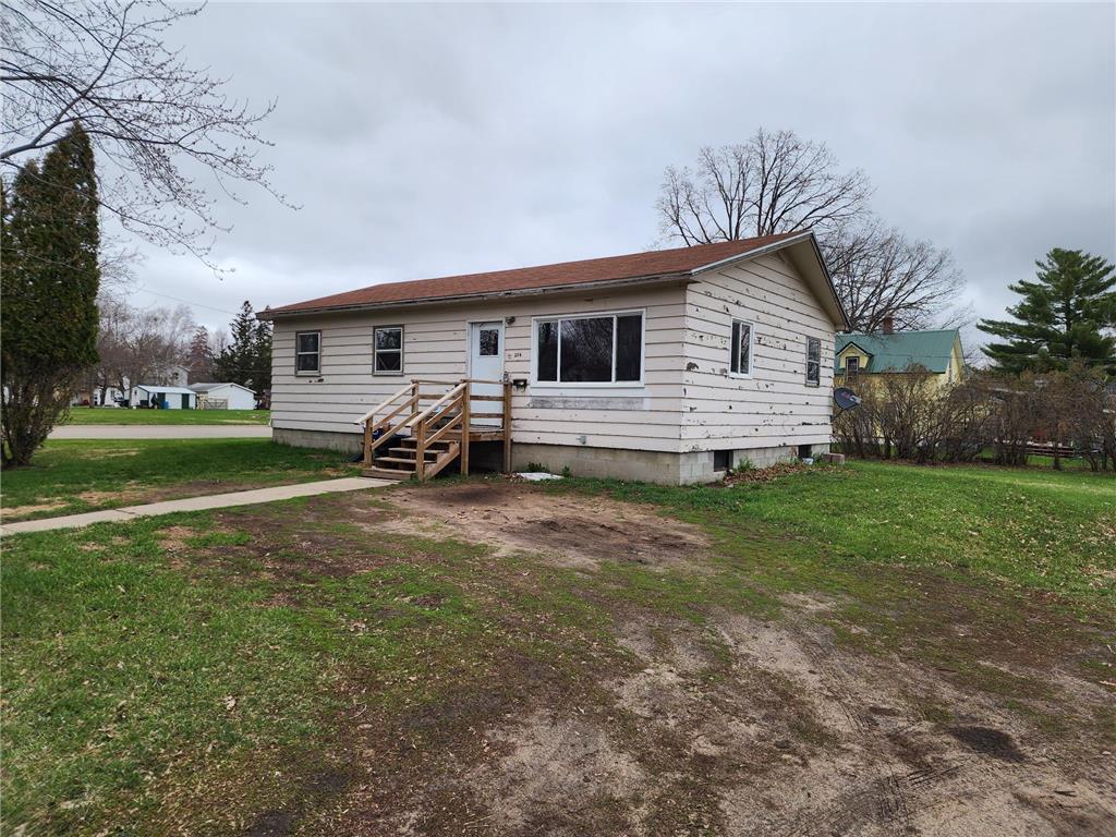 204 Cedar Avenue NE Wadena MN 56482 6366850 image1