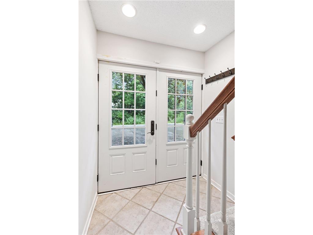 204 Central Avenue S Wayzata MN 55391 6826337 image24