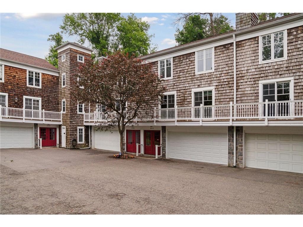 204 Central Avenue S Wayzata MN 55391 6826337 image29