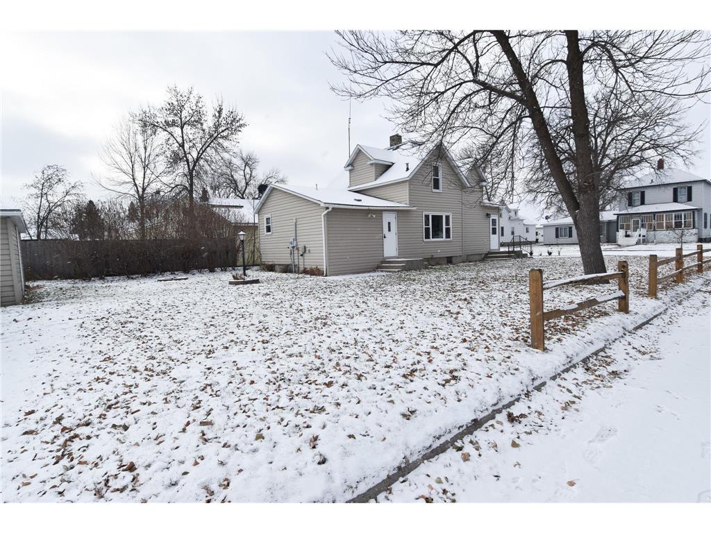 204 Conley Avenue S Thief River Falls MN 56701 6822871 image1