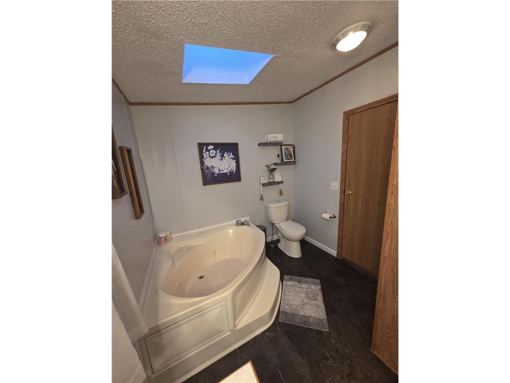 204 E 4th Street Donnelly MN 56235 7024772 image18