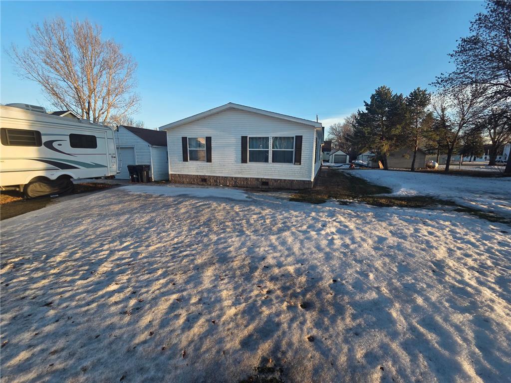 204 E 4th Street Donnelly MN 56235 7024772 image5