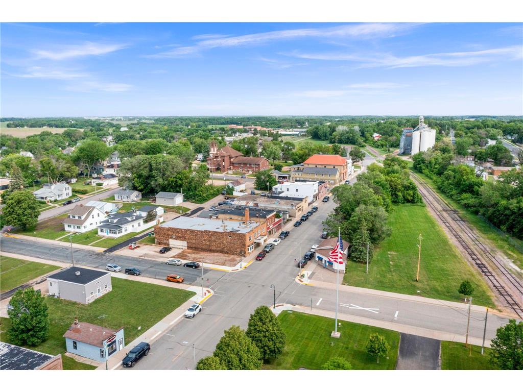 204 Fir Avenue NW Montgomery MN 56069 7083701 image100