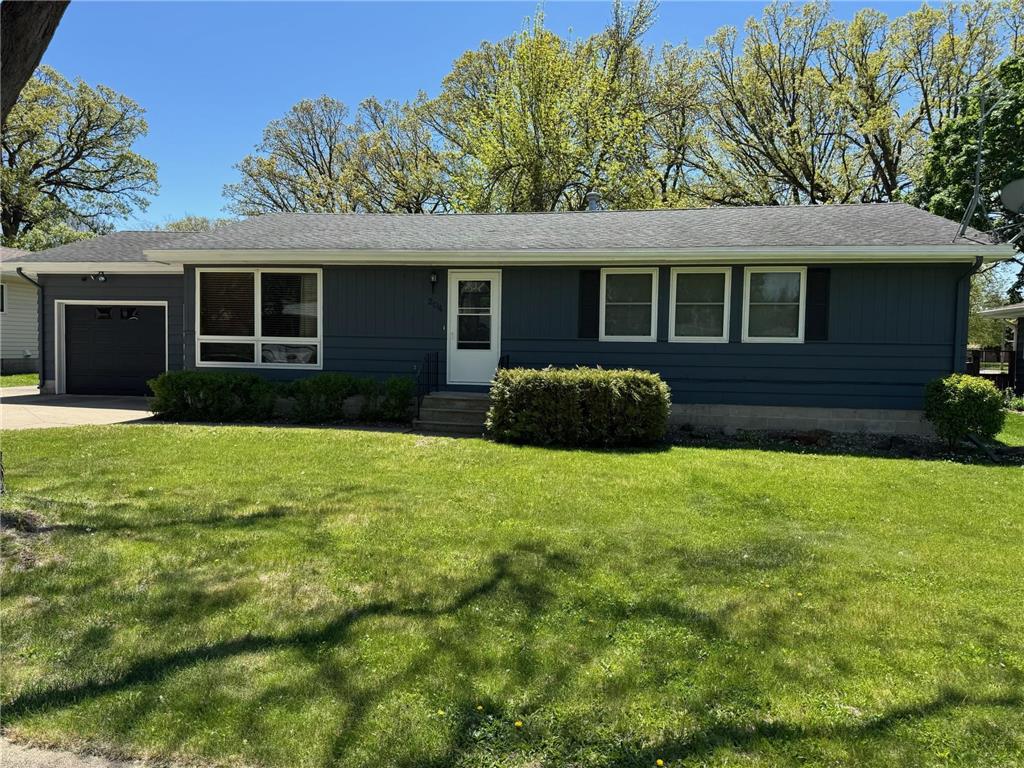 204 Fredrick Drive Albert Lea MN 56007 7079566 image1