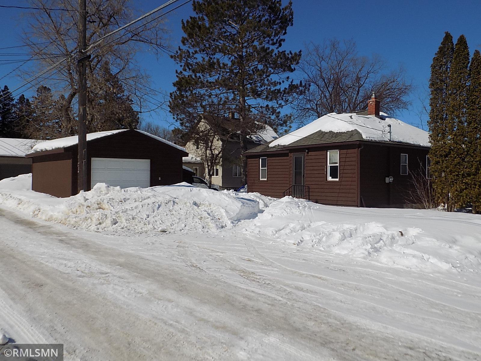 204 Gunn Street, Coleraine, MN 55722 MLS 6162796 Edina Realty