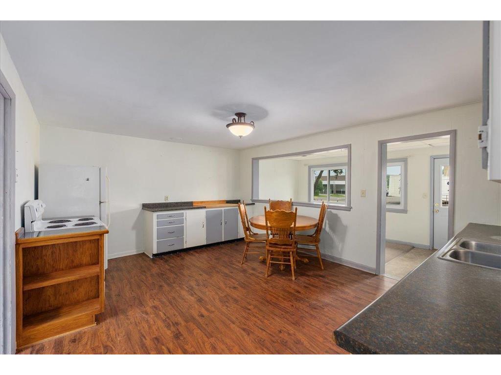 204 Harriman Avenue S Amery WI 54001 6796475 image3