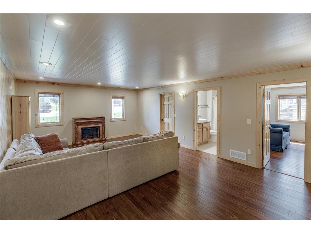 204 N 2nd Street Walker MN 56401 - Leech Lake 7079378 image14