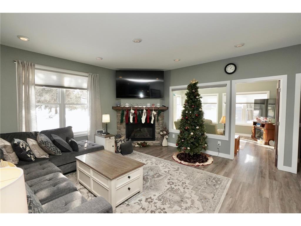 204 Pine Street SW New London MN 56273 6822780 image15